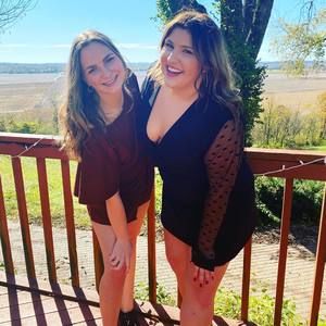 Meet your Posher, Dani